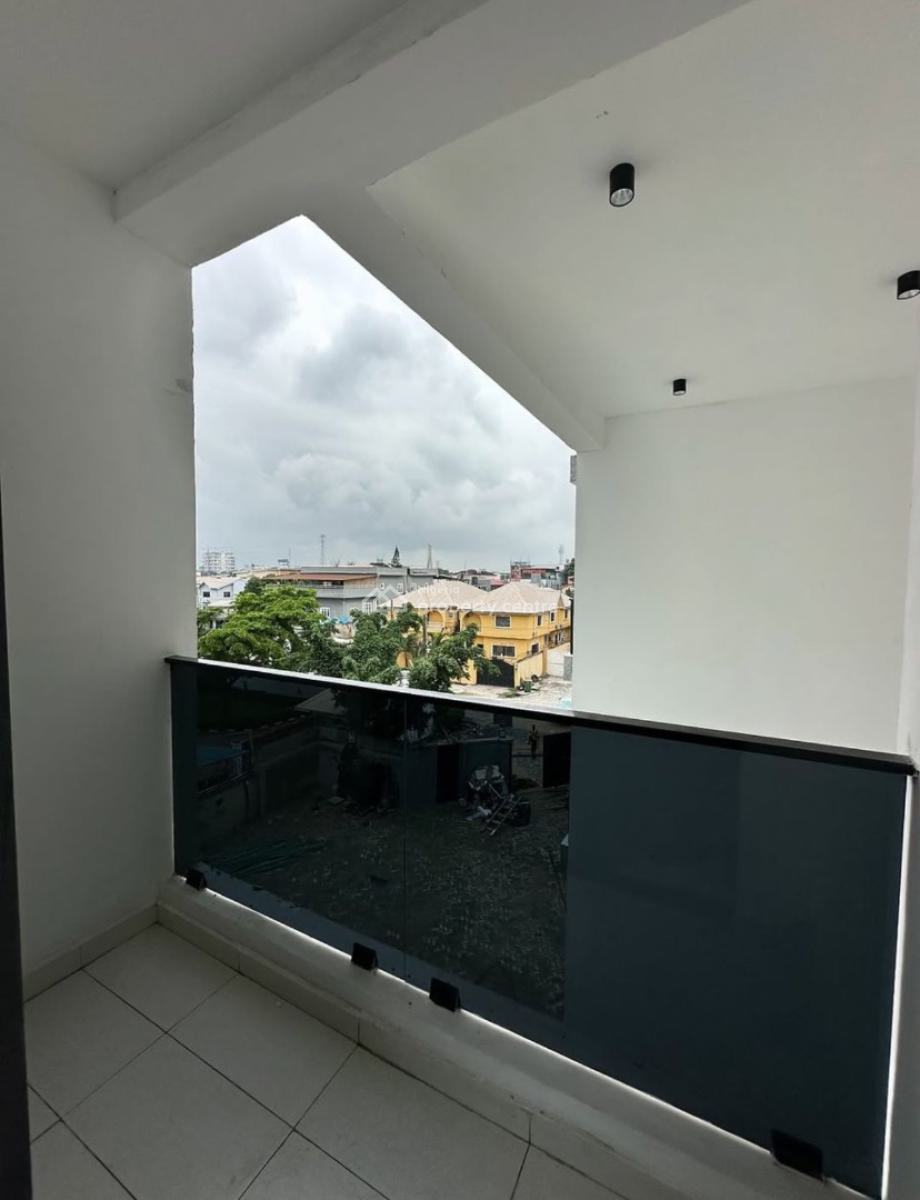Exquisite 2 Bedroom Apartment, Lekki Phase 1, Lekki Phase 1, Lekki, Lagos, Flat / Apartment for Rent
