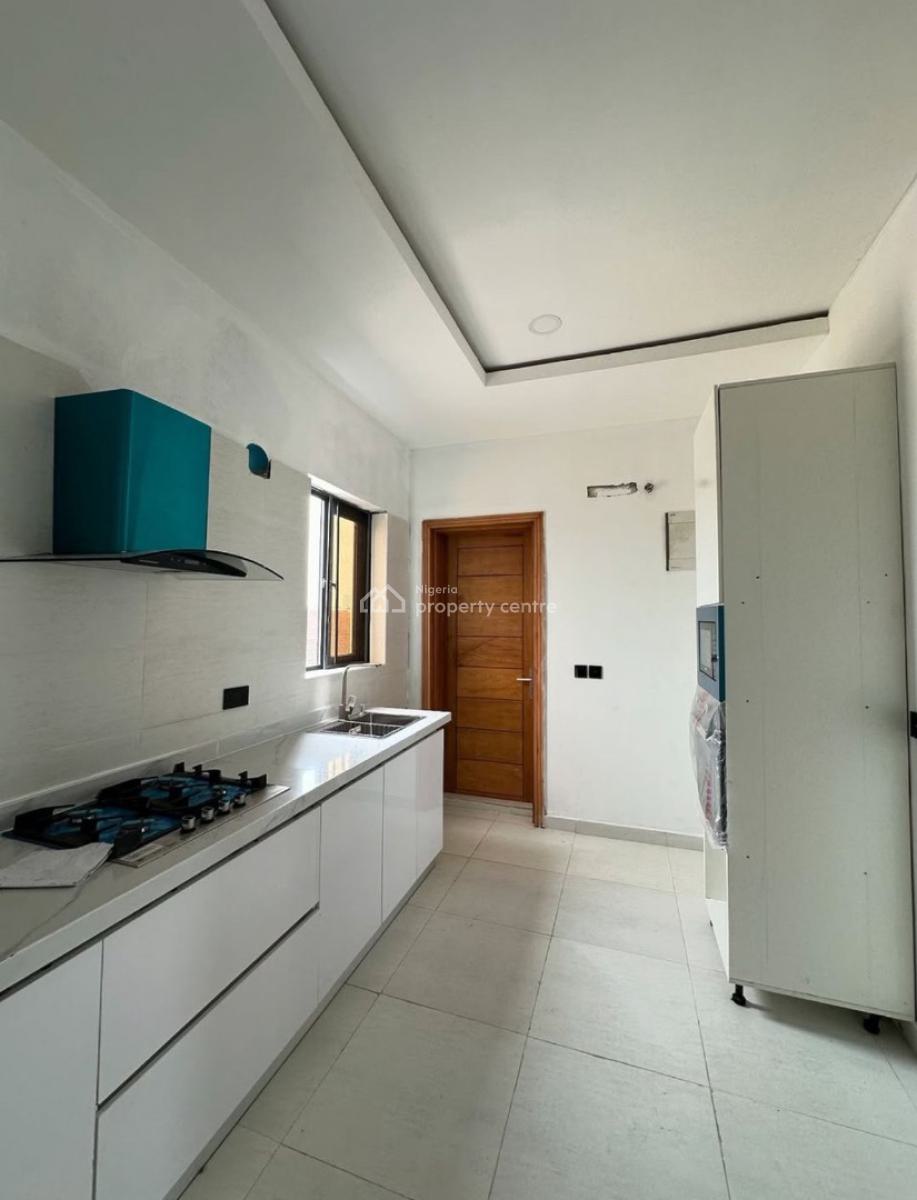 Exquisite 2 Bedroom Apartment, Lekki Phase 1, Lekki Phase 1, Lekki, Lagos, Flat / Apartment for Rent