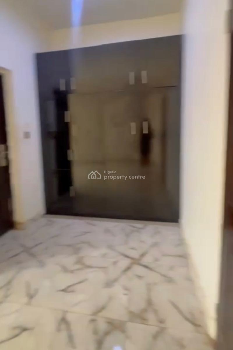 Clean 3 Bedroom Flat , 2nd Floor, Tarred Rd, By Arab, Utako, Abuja, Flat / Apartment for Rent