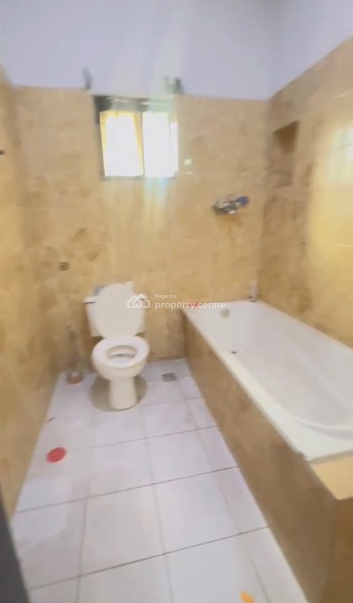 Clean 3 Bedroom Flat , 2nd Floor, Tarred Rd, By Arab, Utako, Abuja, Flat / Apartment for Rent