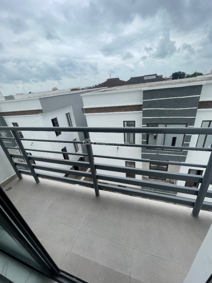 3 Bedroom, Off Admiralty, Lekki Phase 1, Lekki, Lagos, Flat / Apartment for Rent