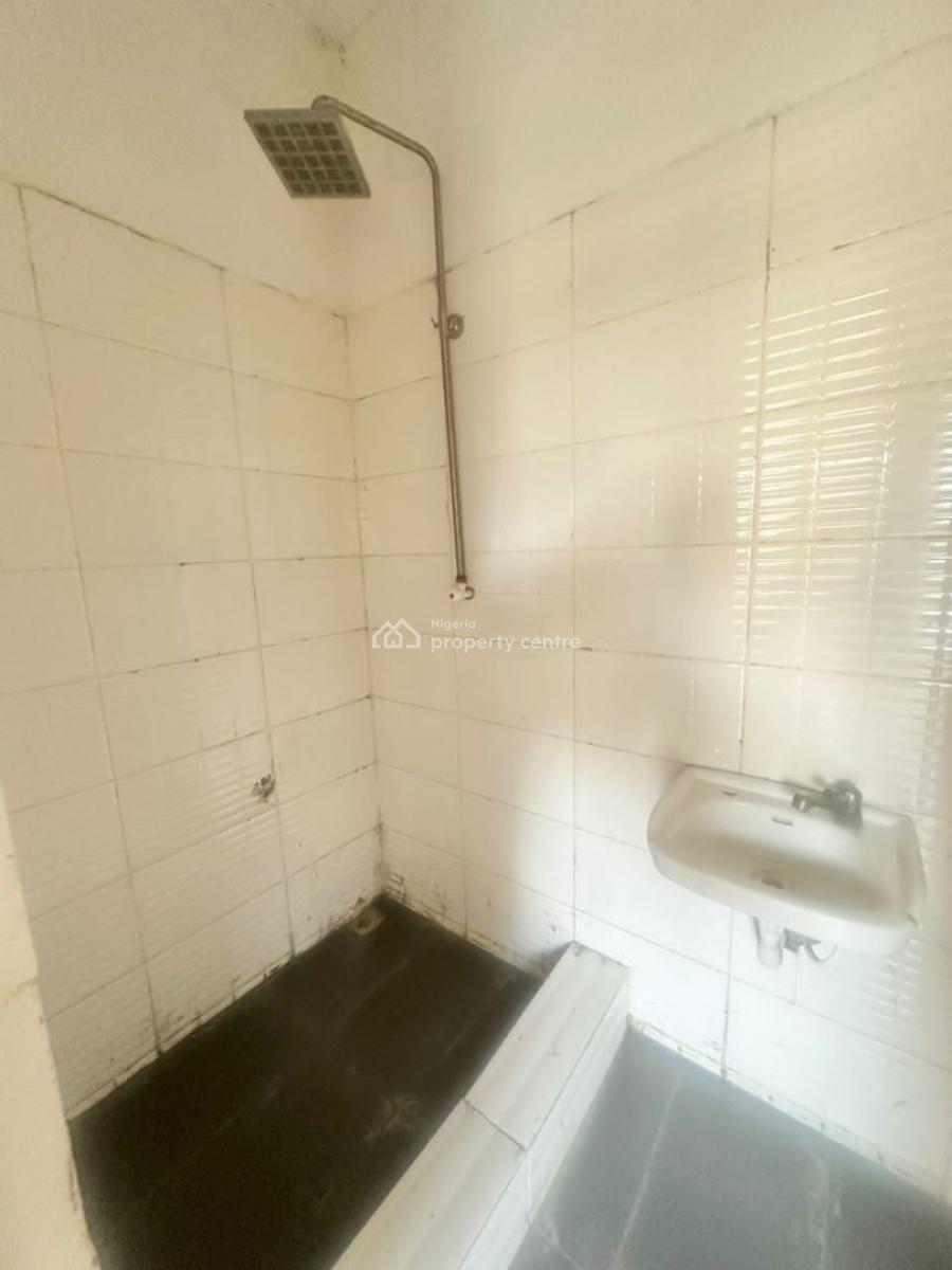 Massive Bq Room with a Shared Kitchen, Osapa, Lekki, Lagos, Self Contain (single Rooms) for Rent