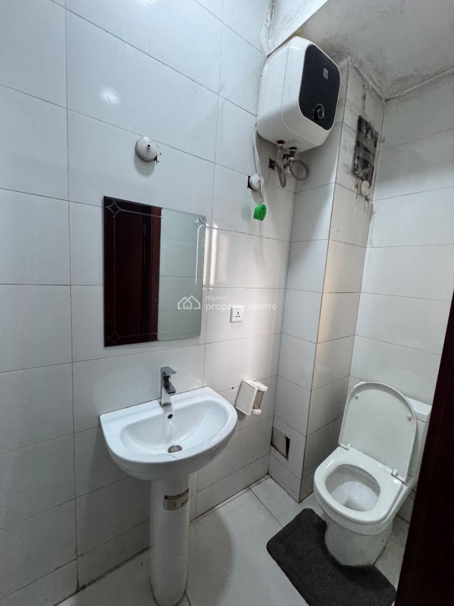 Fully Serviced 2 Bedroom Apartment, Off Admiralty Way, Lekki Phase 1, Lekki, Lagos, Flat / Apartment for Rent