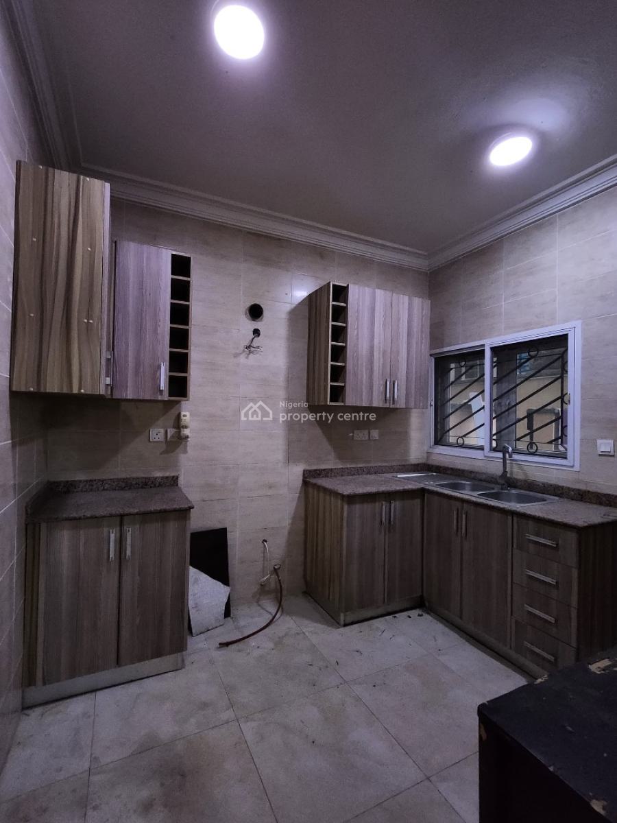 4 Bedroom All Ensuite Tarace Duplex, Osapa, Osapa, Lekki, Lagos, Terraced Duplex for Rent