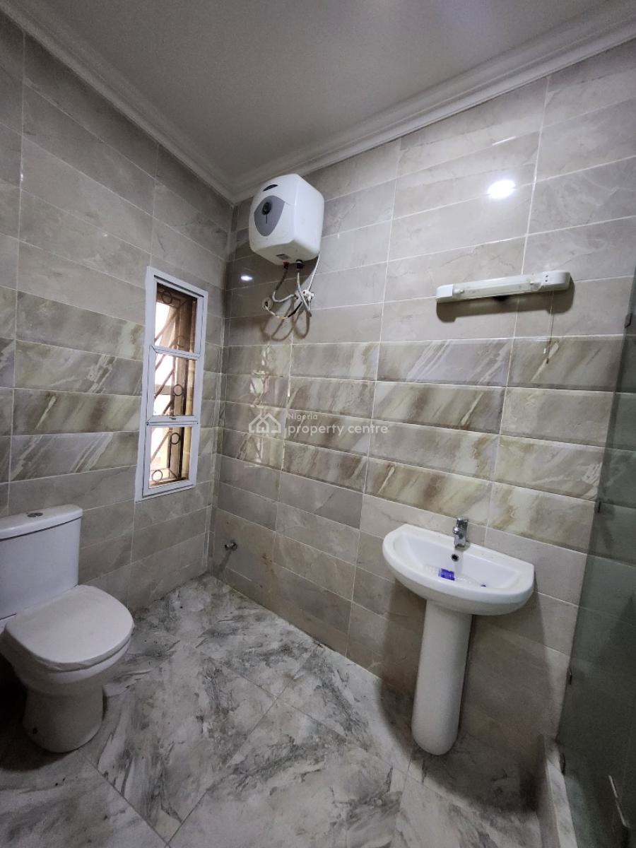 4 Bedroom All Ensuite Tarace Duplex, Osapa, Osapa, Lekki, Lagos, Terraced Duplex for Rent