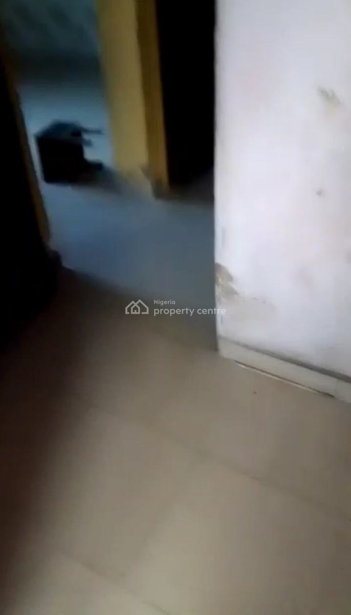 Decent and Spacious 2bed in a Good Location, Ikosi Ketu, Ikosi, Ketu, Lagos, Flat / Apartment for Rent