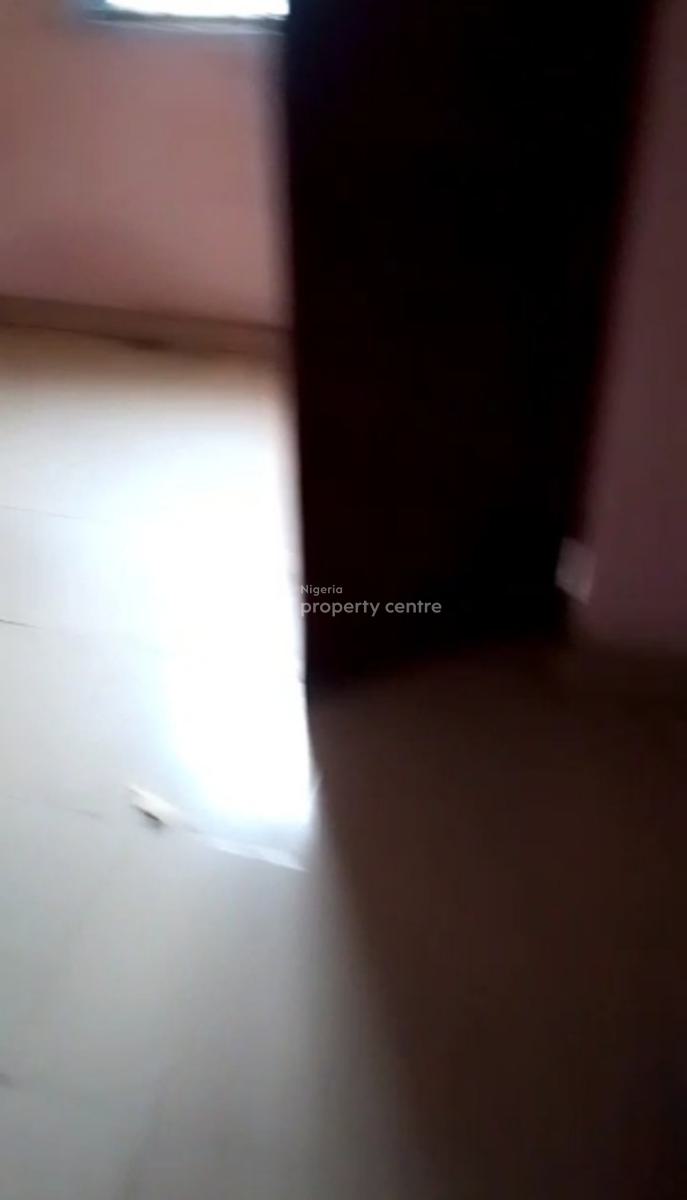 Decent and Spacious 2bed in a Good Location, Ikosi Ketu, Ikosi, Ketu, Lagos, Flat / Apartment for Rent