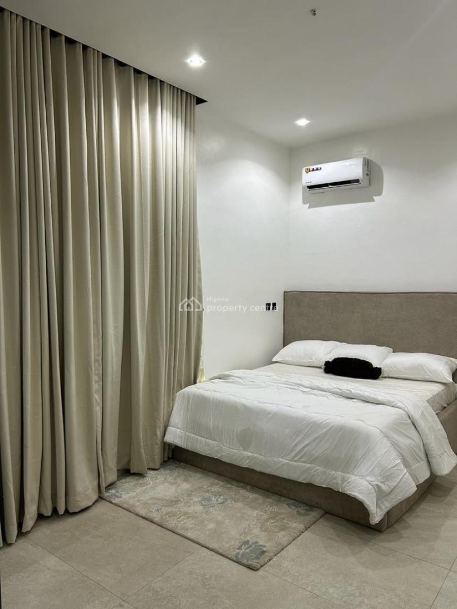 Luxurious 3 Bedrooms Apartment, Gbagada Millennium Estate Lagos, Gbagada, Lagos, Flat / Apartment Short Let