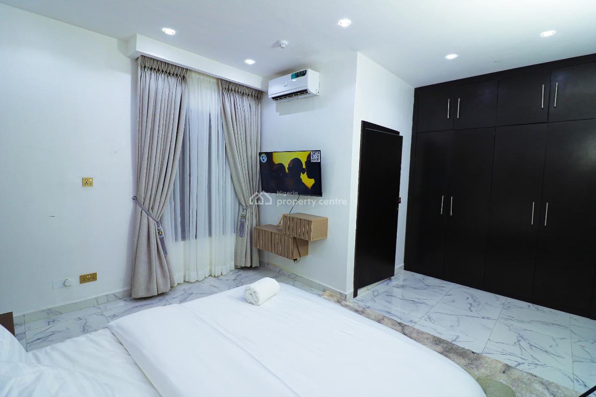 Cozy Luxury 3 Bedroom Apartment, Banana Island, Ikoyi, Lagos, Flat / Apartment Short Let