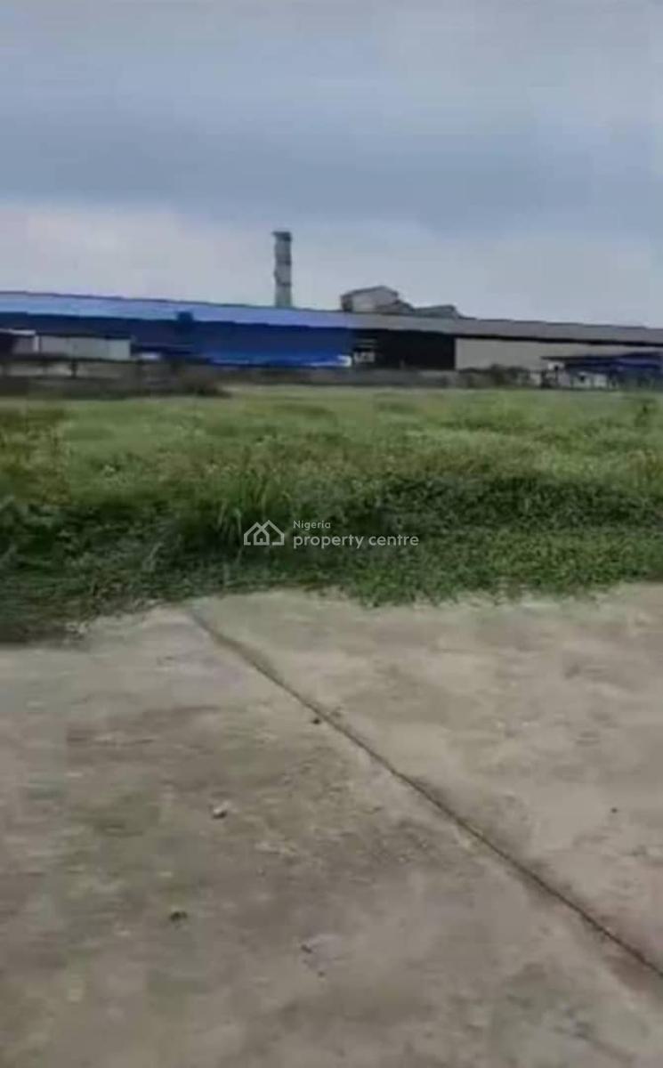 Massive Bareland, Ikeja, Lagos, Mixed-use Land for Sale