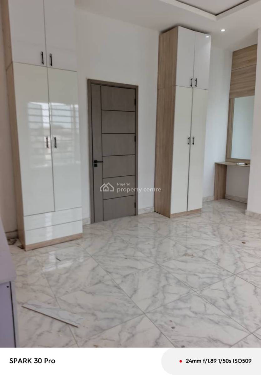 Room Selfcon, Ologolo, Lekki, Lagos, Self Contain (single Rooms) for Rent