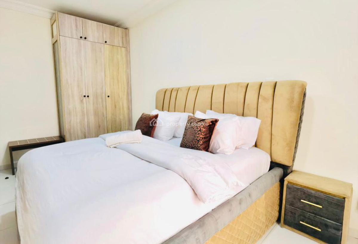 Large and Fully Furnished Flats, Off Polo Club Road, Ikoyi, Lagos, Flat / Apartment for Rent