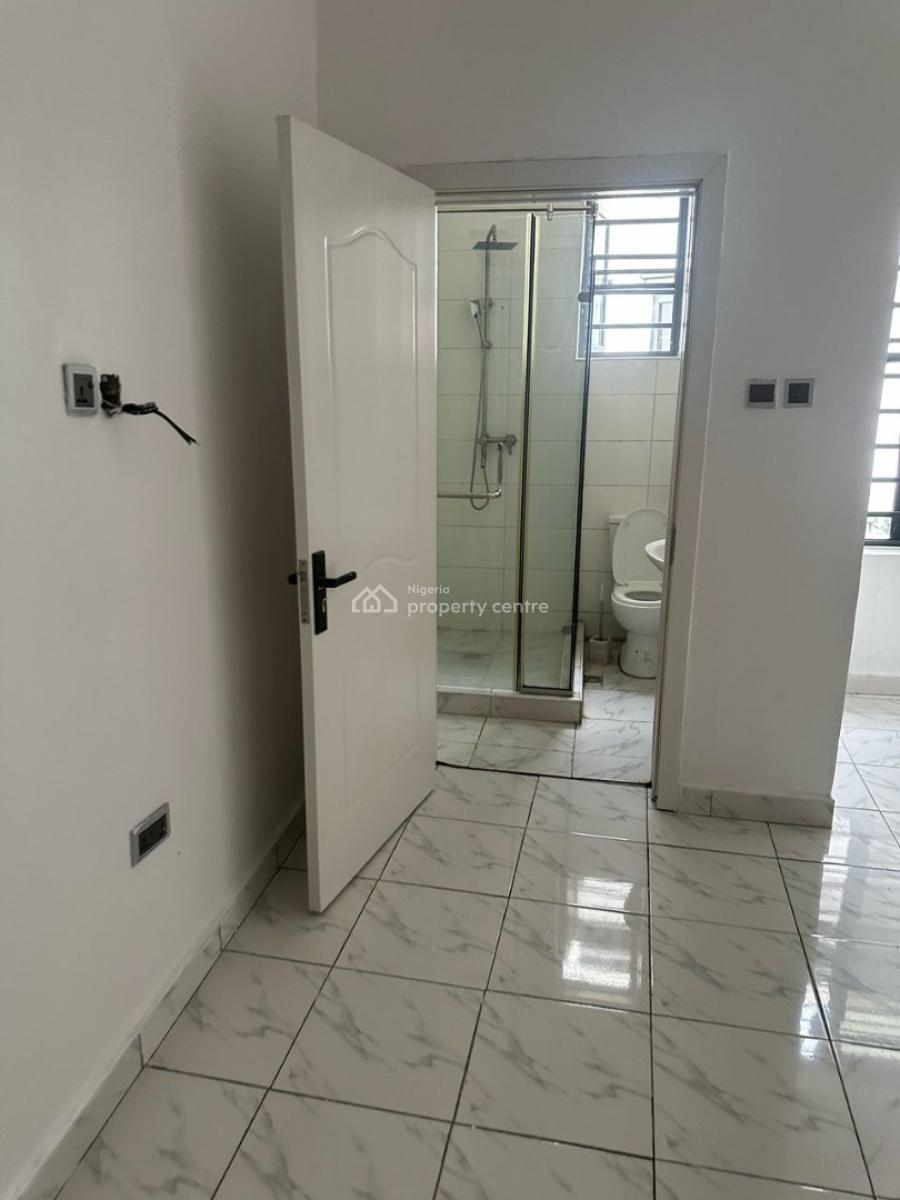 4 Bedroom Terrace with Facilities, Ikota Villa Estate, Ikota, Lekki, Lagos, Terraced Duplex for Sale
