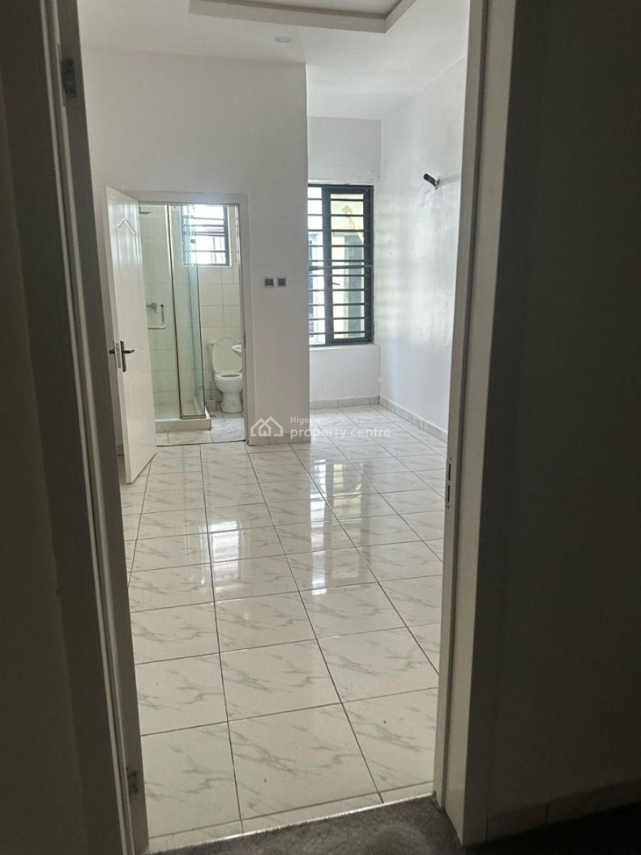 4 Bedroom Terrace with Facilities, Ikota Villa Estate, Ikota, Lekki, Lagos, Terraced Duplex for Sale