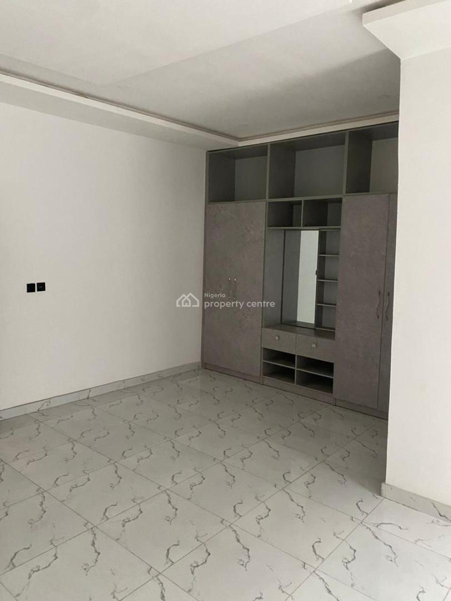 Luxurious Standard Newly Built Massive Masterbedroom Apart, Mobil Estate Road,ilaje Ajah, Ilaje, Ajah, Lagos, Flat / Apartment for Rent