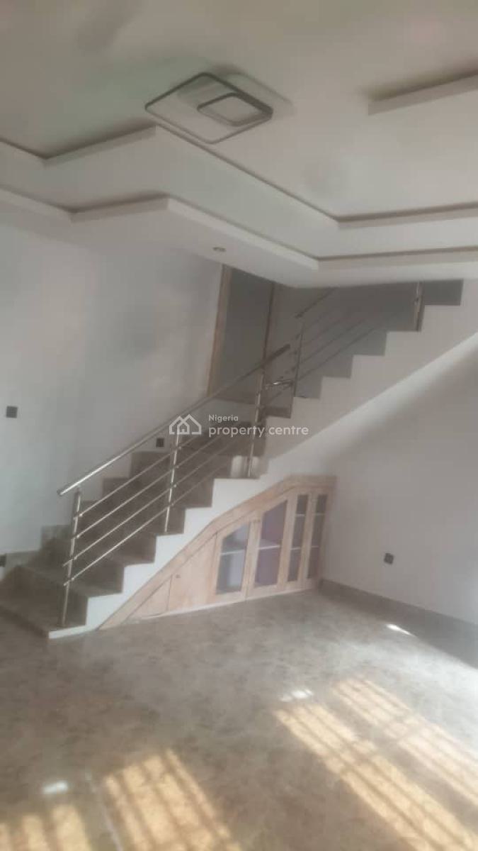 3 Bedroom Terrace Duplex at Ilupeju, Ilupeju, Ilupeju, Lagos, Terraced Duplex for Rent