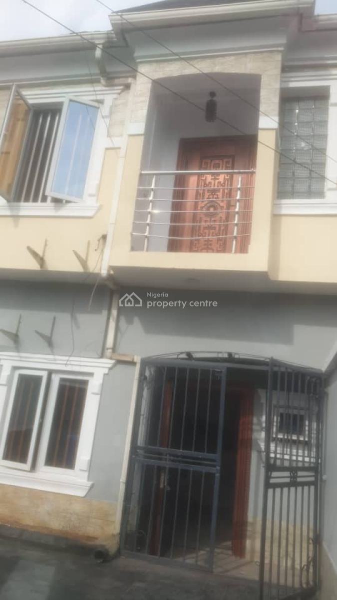 3 Bedroom Terrace Duplex at Ilupeju, Ilupeju, Ilupeju, Lagos, Terraced Duplex for Rent