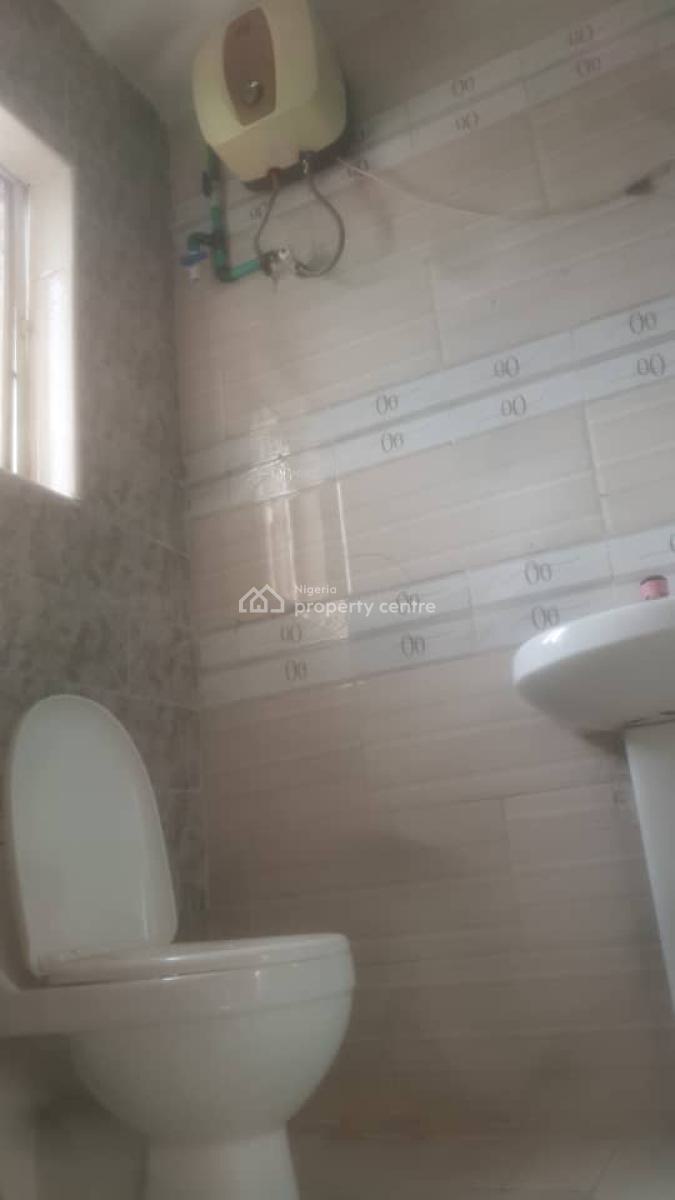 3 Bedroom Terrace Duplex at Ilupeju, Ilupeju, Ilupeju, Lagos, Terraced Duplex for Rent