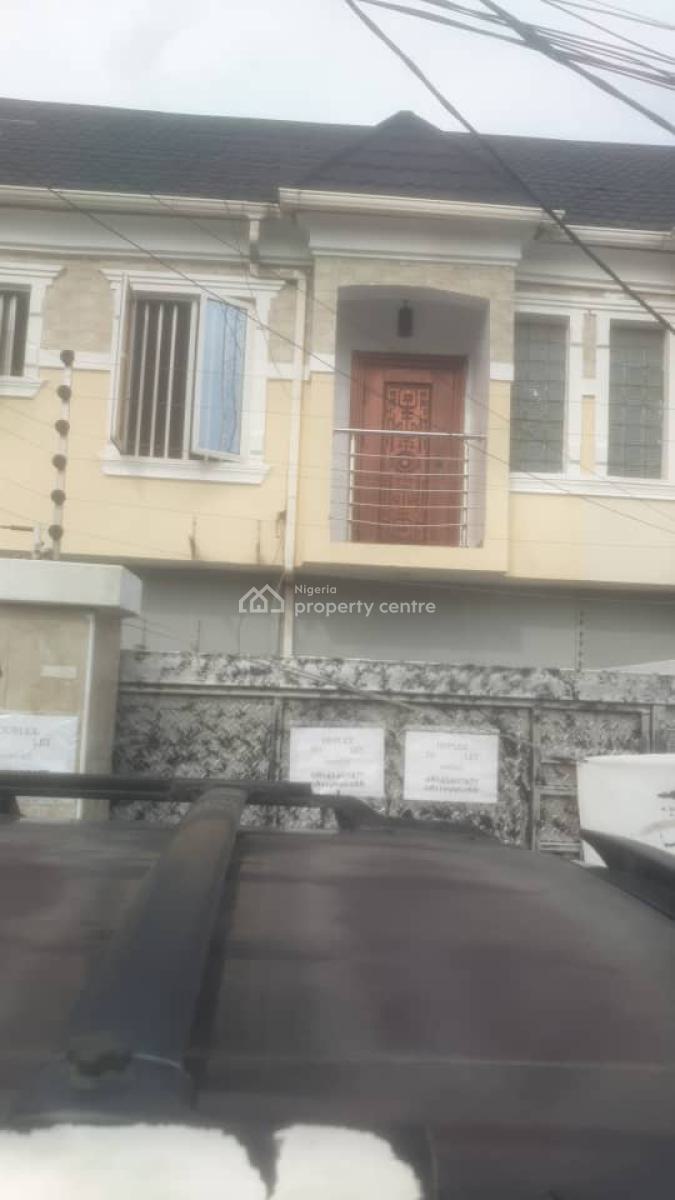 3 Bedroom Terrace Duplex at Ilupeju, Ilupeju, Ilupeju, Lagos, Terraced Duplex for Rent