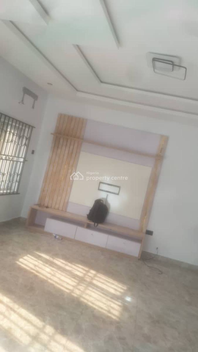 3 Bedroom Terrace Duplex at Ilupeju, Ilupeju, Ilupeju, Lagos, Terraced Duplex for Rent