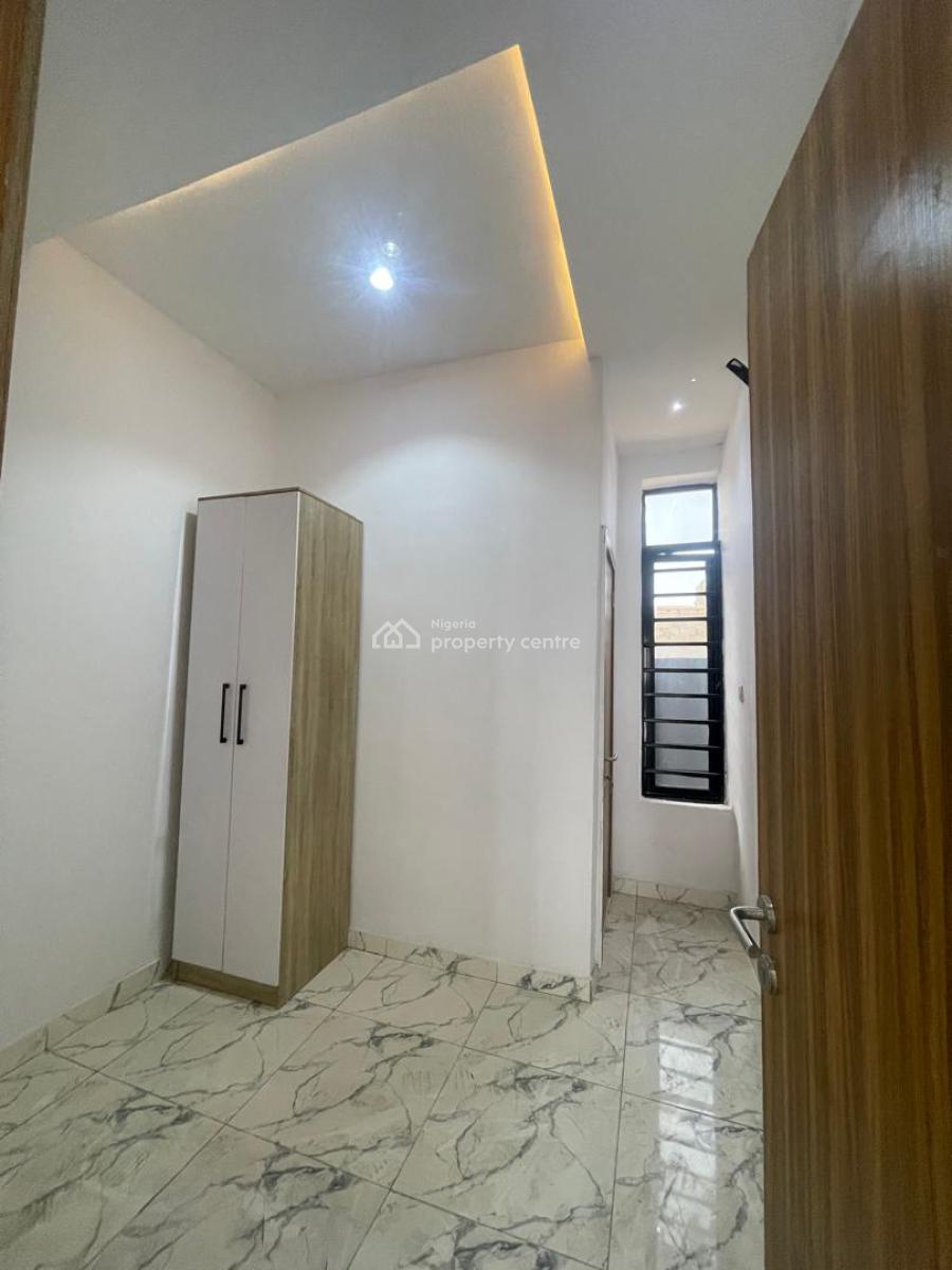 Luxury 3 Bedroom Terrace Duplex, Ikota Villa Estate, Lekki, Lagos, Flat / Apartment for Rent