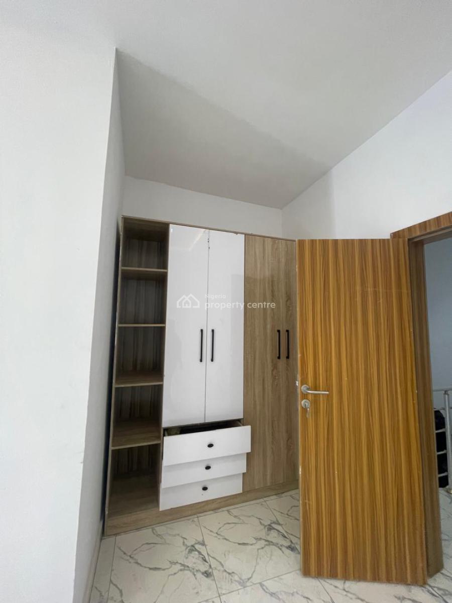 Luxury 3 Bedroom Terrace Duplex, Ikota Villa Estate, Lekki, Lagos, Flat / Apartment for Rent