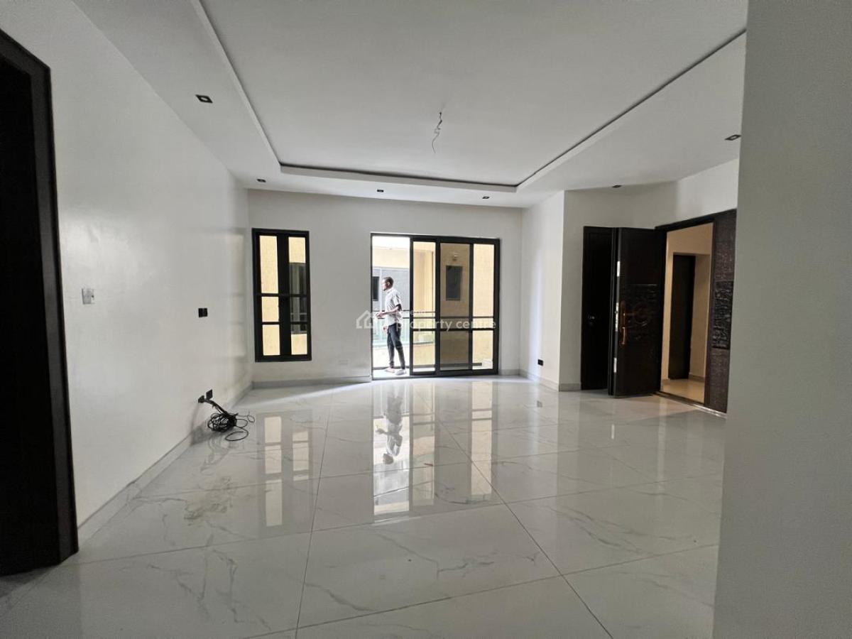 2 Bedroom Serviced Apartments with Bq, Lekki Phase 1, Lekki, Lagos, Flat / Apartment for Rent