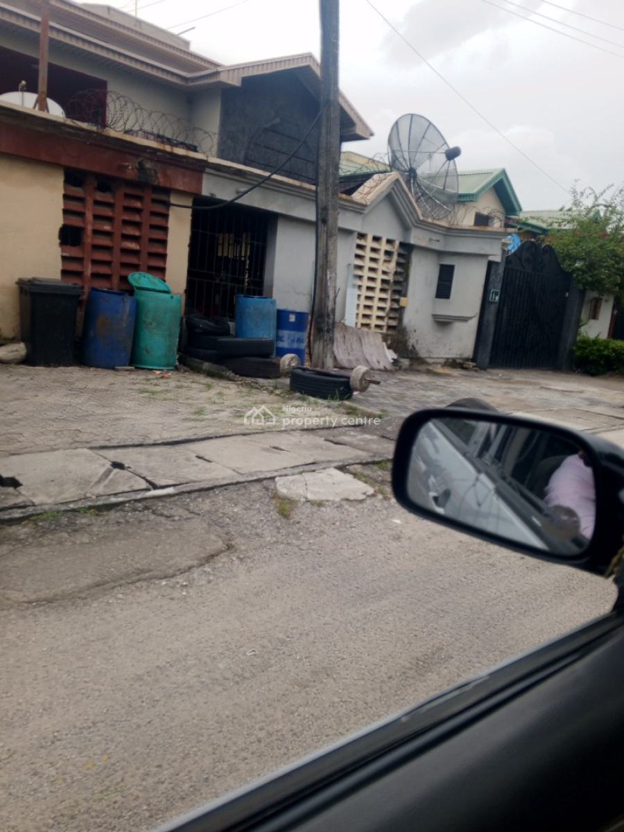 Prime Land in a Secured Estate, Lekki Phase 1, Lekki, Lagos, Mixed-use Land for Rent