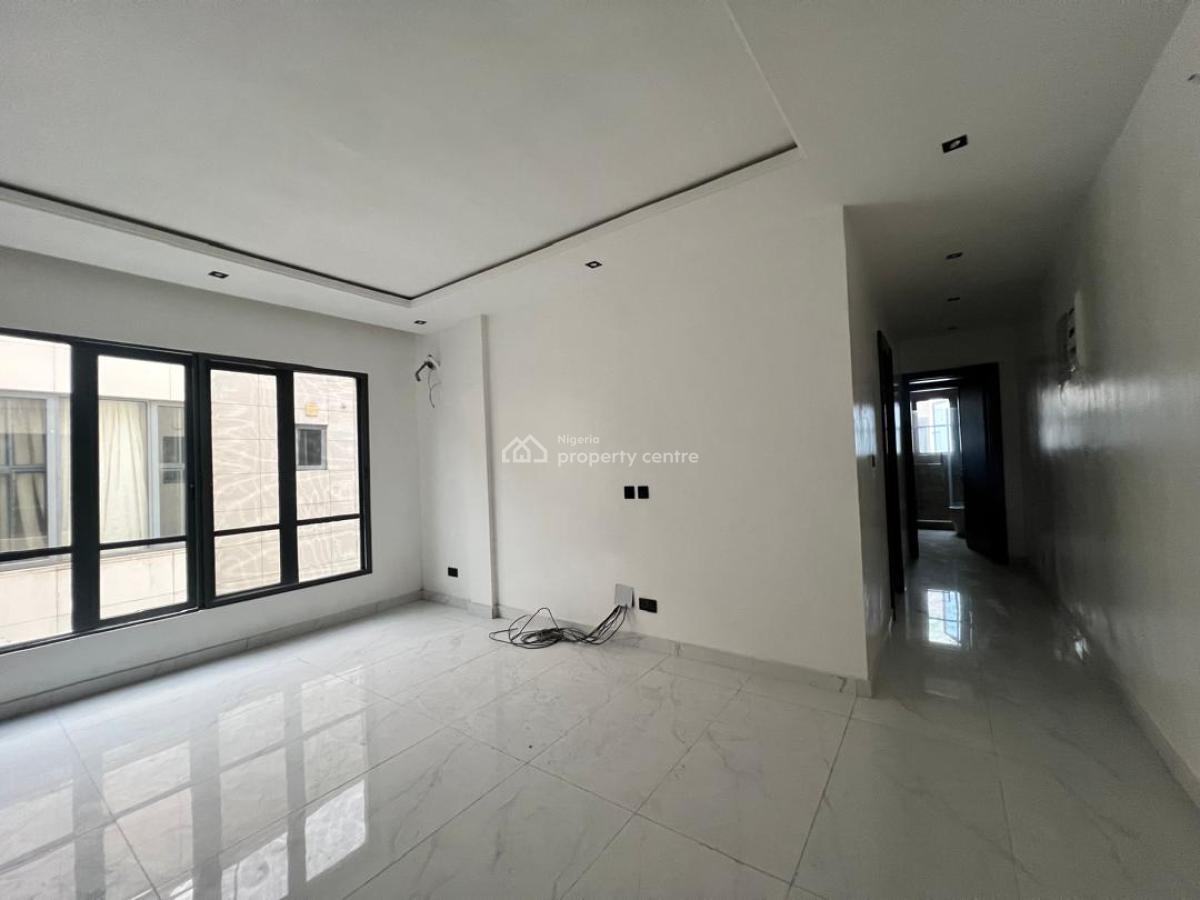 2 Bedroom Apartment with a Room Boys Quarters, Lekki Phase 1, Lekki, Lagos, Flat / Apartment for Sale