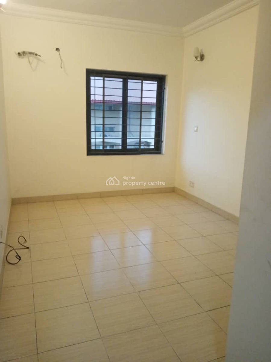 Self Serviced 3 Bedroom Apartment in an Access Coded Estate, Osapa, Lekki, Lagos, House for Rent