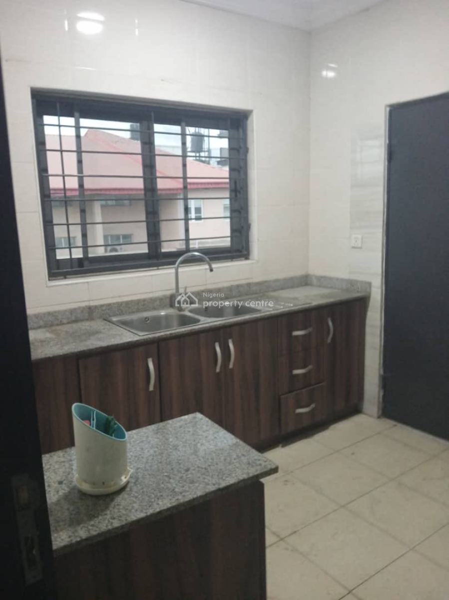 Self Serviced 3 Bedroom Apartment in an Access Coded Estate, Osapa, Lekki, Lagos, House for Rent