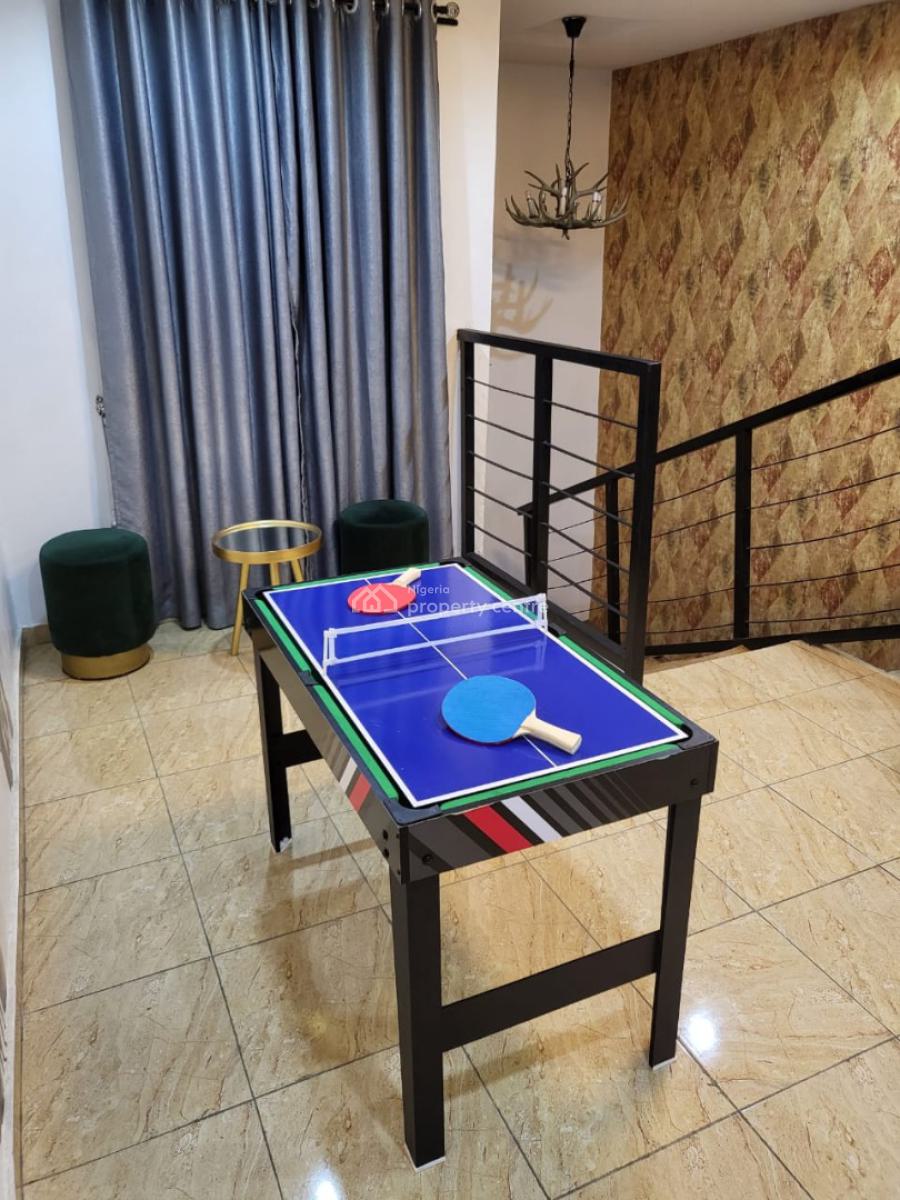 Strategic 3 Bedroom Apartment Near The Road, Near D Rovans Off Ring Road, Challenge, Ibadan, Oyo, Flat / Apartment Short Let