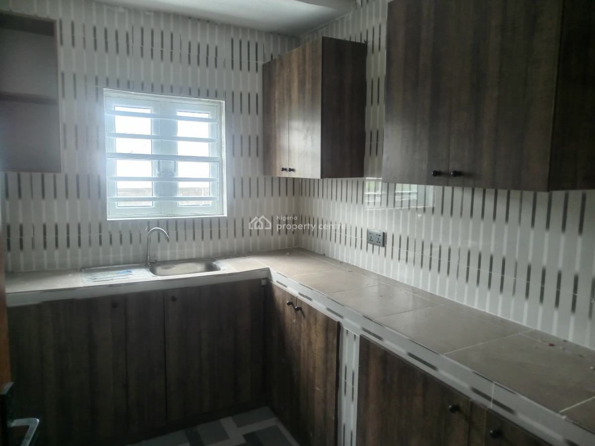 Executive Mini Flat Close to The Road, Elemoro Estate, Bogije, Ibeju Lekki, Lagos, Mini Flat (room and Parlour) for Rent