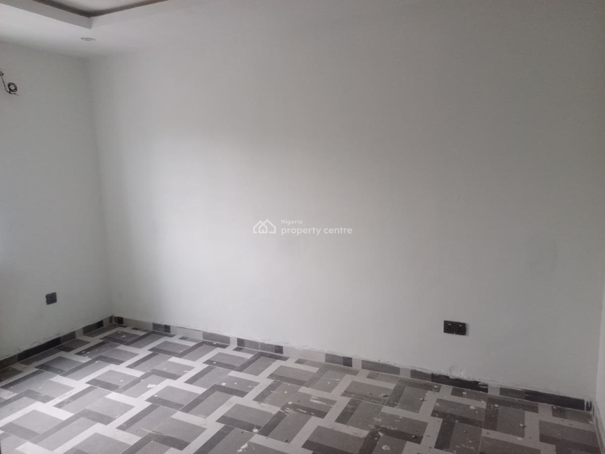 Executive Mini Flat Close to The Road, Elemoro Estate, Bogije, Ibeju Lekki, Lagos, Mini Flat (room and Parlour) for Rent