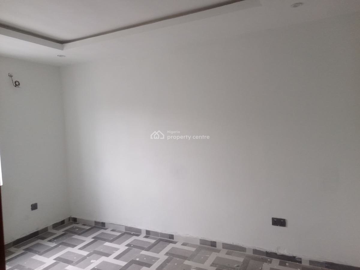 Executive Mini Flat Close to The Road, Elemoro Estate, Bogije, Ibeju Lekki, Lagos, Mini Flat (room and Parlour) for Rent