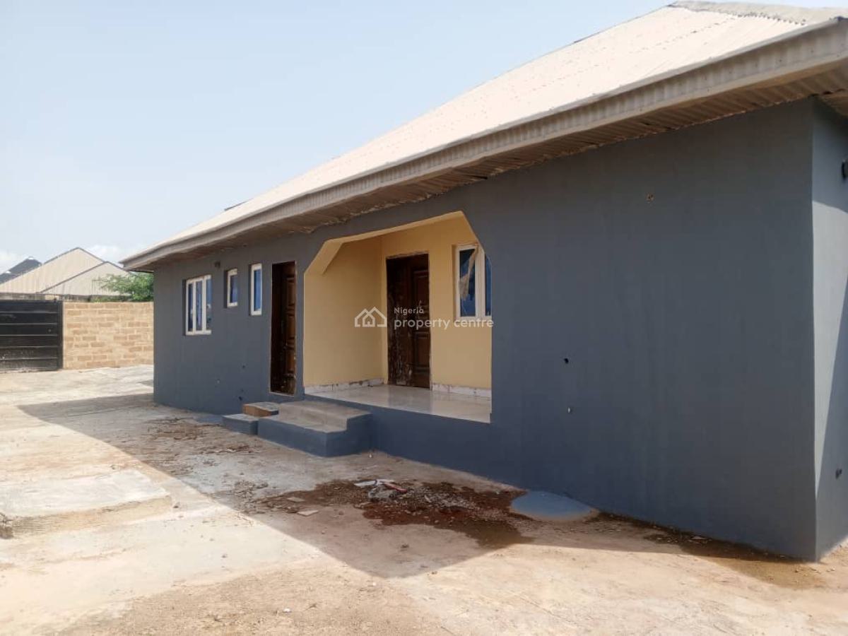 Lovely Newly Built 2 Bedroom Apartment in a Gated Estate, Akoto Estate, Elebu Off Akala Express, Oluyole Extension, Ibadan, Oyo, Flat / Apartment for Sale