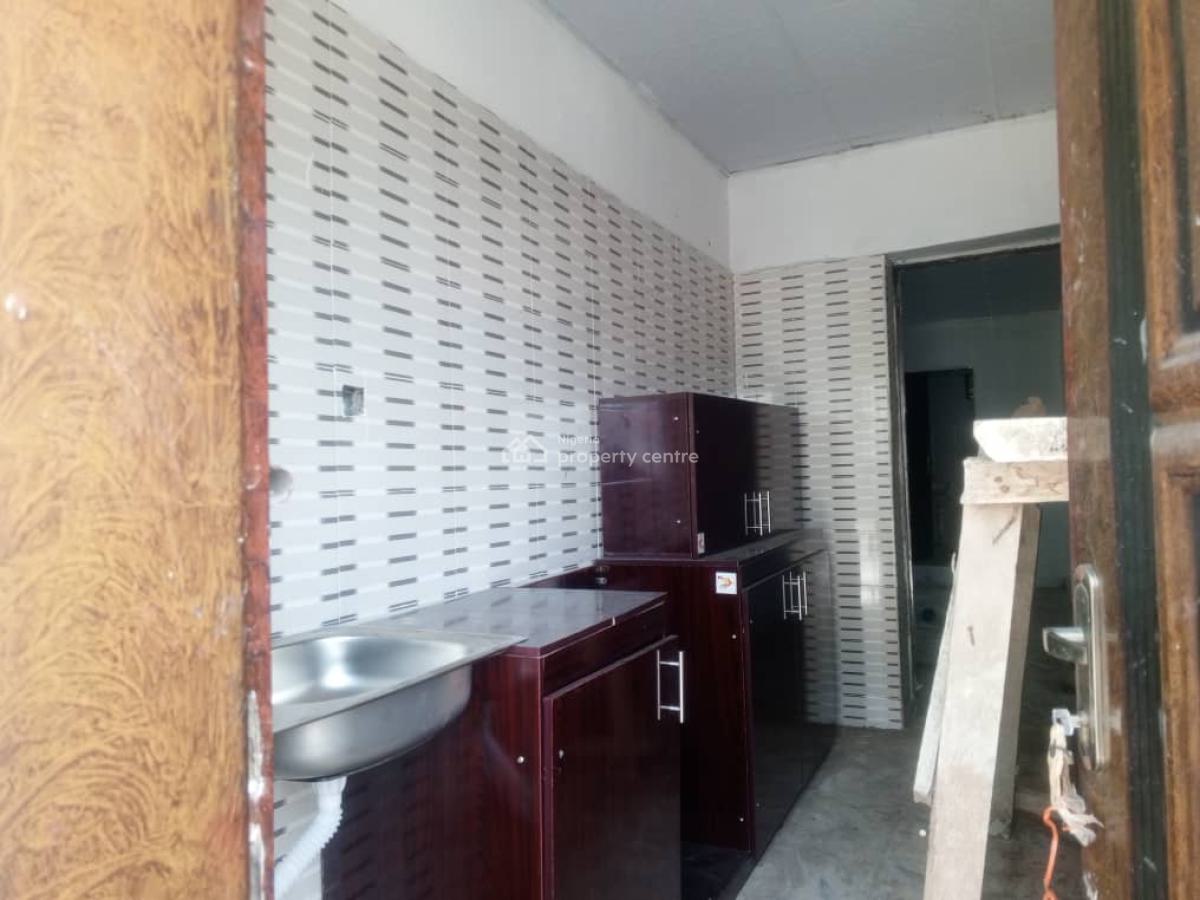 Lovely Newly Built 2 Bedroom Apartment in a Gated Estate, Akoto Estate, Elebu Off Akala Express, Oluyole Extension, Ibadan, Oyo, Flat / Apartment for Sale