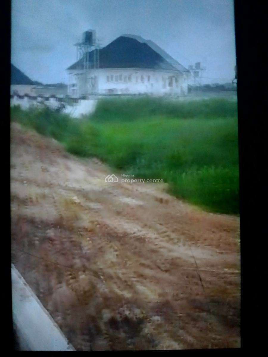 Land in Asaba, 56 Old Market Road Beside Total Filling Station Onitsha, Asaba, Delta, Mixed-use Land for Sale