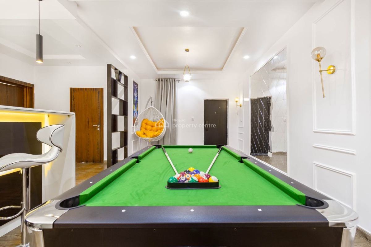 Stylish 2 Bedroom with Snooker and Wifi, Washing Machine Available, Lekki Phase 1, Lekki, Lagos, Flat / Apartment Short Let