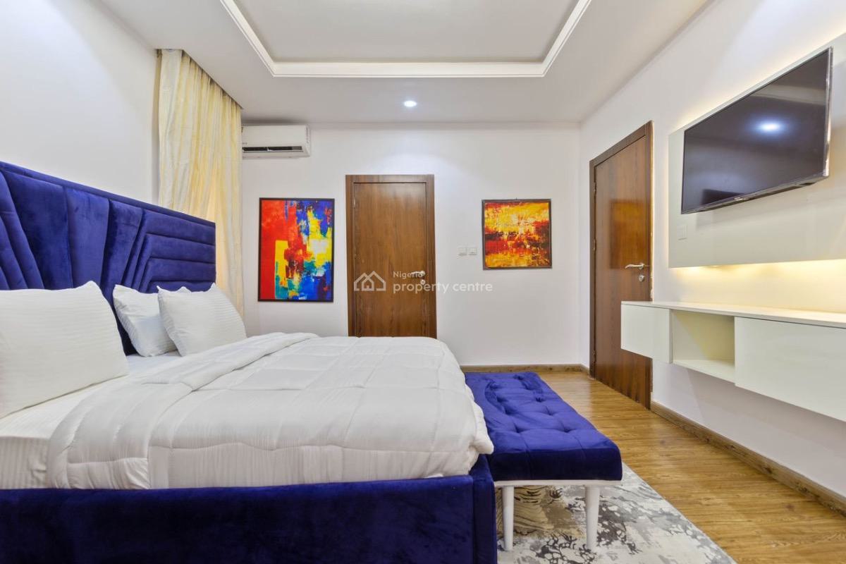 Stylish 2 Bedroom with Snooker and Wifi, Washing Machine Available, Lekki Phase 1, Lekki, Lagos, Flat / Apartment Short Let