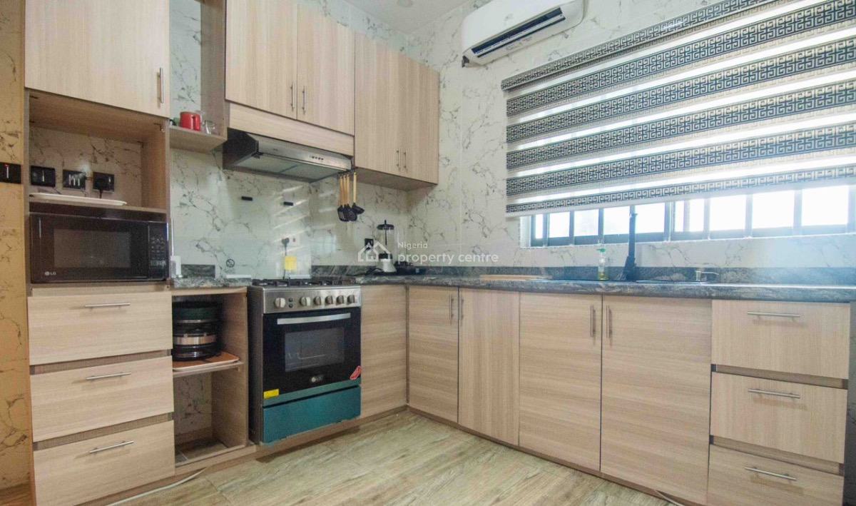 Fully Furnished 1bedroom Flat, Ologolo, Lekki, Lagos, Mini Flat (room and Parlour) for Rent