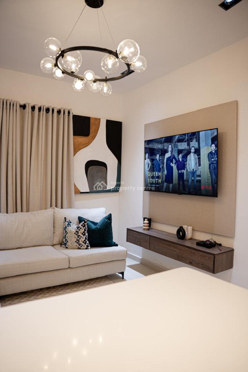Beautiful 1 Bedroom Apartment with Outdoor Jacuzzi, Behind Dowen College, Lekki Phase 1, Lekki, Lagos, Flat / Apartment Short Let