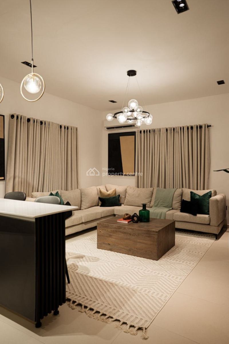 Spacious 1 Bedroom Apartment with Outdoor Jacuzzi, Behind Lagoon School, Lekki Phase 1, Lekki, Lagos, Flat / Apartment Short Let