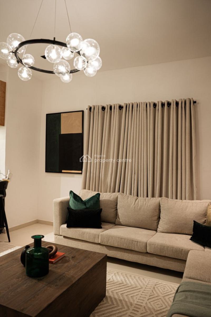 Spacious 1 Bedroom Apartment with Outdoor Jacuzzi, Behind Lagoon School, Lekki Phase 1, Lekki, Lagos, Flat / Apartment Short Let