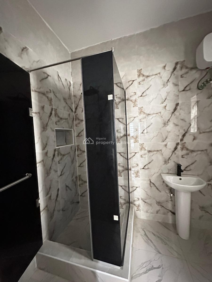 Newly Built Spacious 2-bedroom Apartment, Ilaje, Ilaje, Ajah, Lagos, Flat / Apartment for Sale