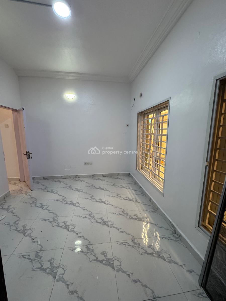 𝐌𝐀𝐈𝐍𝐓𝐀𝐈𝐍𝐄𝐃 𝐓𝐖𝐎 𝐁𝐄𝐃𝐑𝐎𝐎𝐌 𝐀𝐏𝐀𝐑𝐓𝐌𝐄𝐍𝐓, Lekki Phase 1, Lekki Phase 1, Lekki, Lagos, Flat / Apartment for Rent