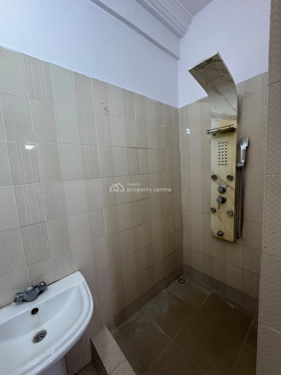 𝐌𝐀𝐈𝐍𝐓𝐀𝐈𝐍𝐄𝐃 𝐓𝐖𝐎 𝐁𝐄𝐃𝐑𝐎𝐎𝐌 𝐀𝐏𝐀𝐑𝐓𝐌𝐄𝐍𝐓, Lekki Phase 1, Lekki Phase 1, Lekki, Lagos, Flat / Apartment for Rent