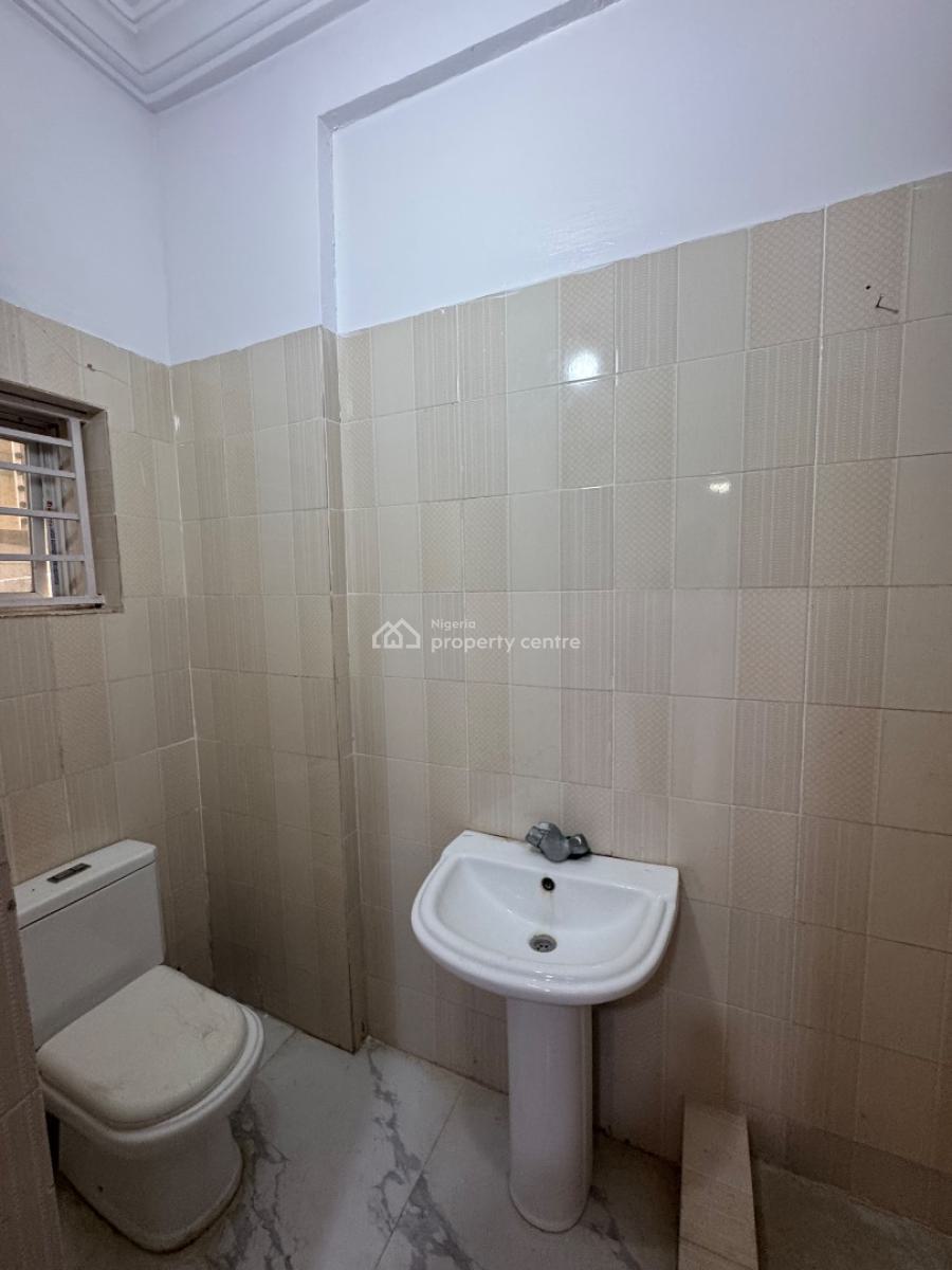 𝐌𝐀𝐈𝐍𝐓𝐀𝐈𝐍𝐄𝐃 𝐓𝐖𝐎 𝐁𝐄𝐃𝐑𝐎𝐎𝐌 𝐀𝐏𝐀𝐑𝐓𝐌𝐄𝐍𝐓, Lekki Phase 1, Lekki Phase 1, Lekki, Lagos, Flat / Apartment for Rent