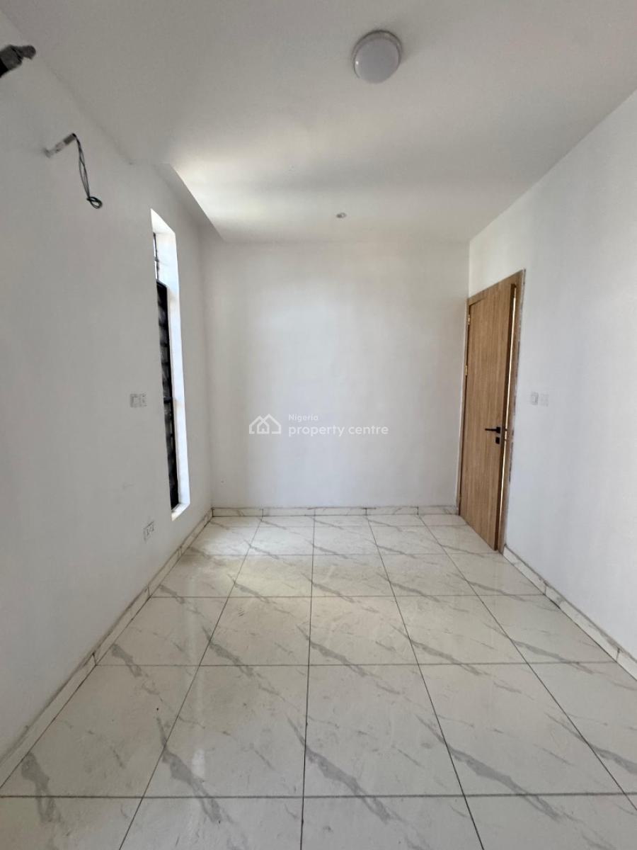Spacious 2 Bedroom Apartment, Ikate, Lekki, Ikate Elegushi, Lekki, Lagos, Block of Flats for Sale