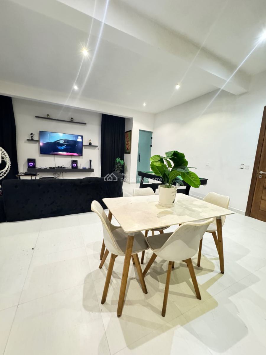 𝐓𝐀𝐒𝐓𝐄𝐅𝐔𝐋𝐋𝐘 𝐅𝐔𝐑𝐍𝐈𝐒𝐇𝐄𝐃 2 𝐁𝐄𝐃𝐑𝐎𝐎𝐌, Ikate, Lekki, Lagos, Flat / Apartment for Rent